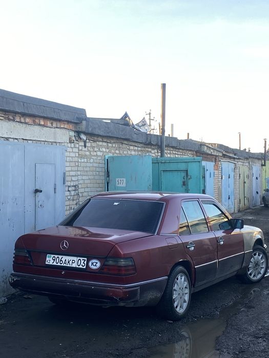 Продам мерседес 124