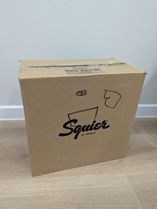 Электрогитара Fender Squier