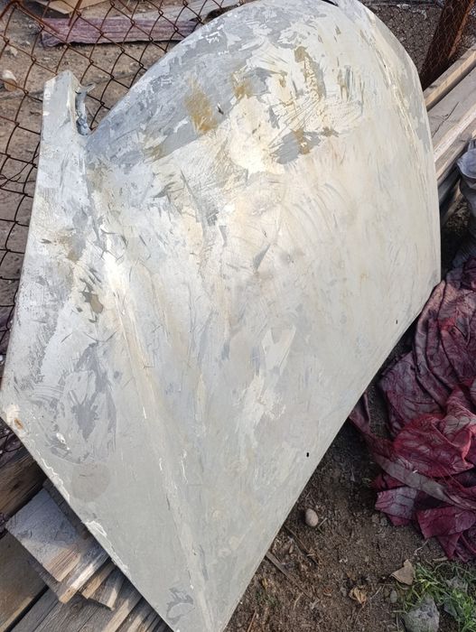 Продам капот на тайота 35