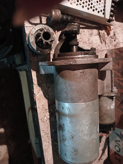 Продам топливный насос