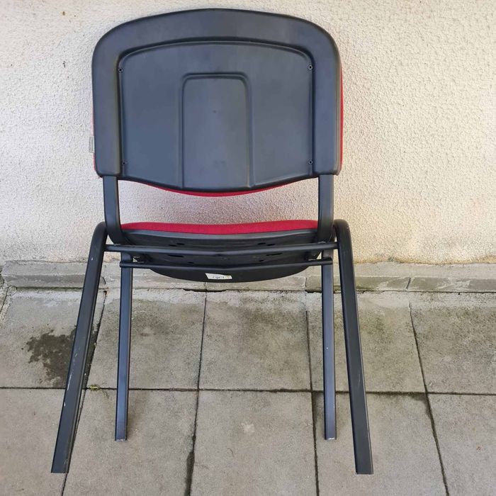 Офис стол посетителски