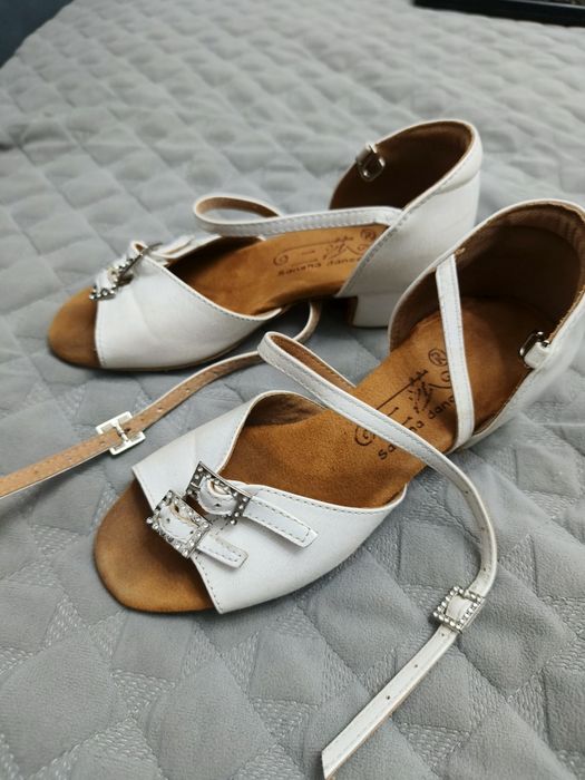 Туфли для латино- американских танцев