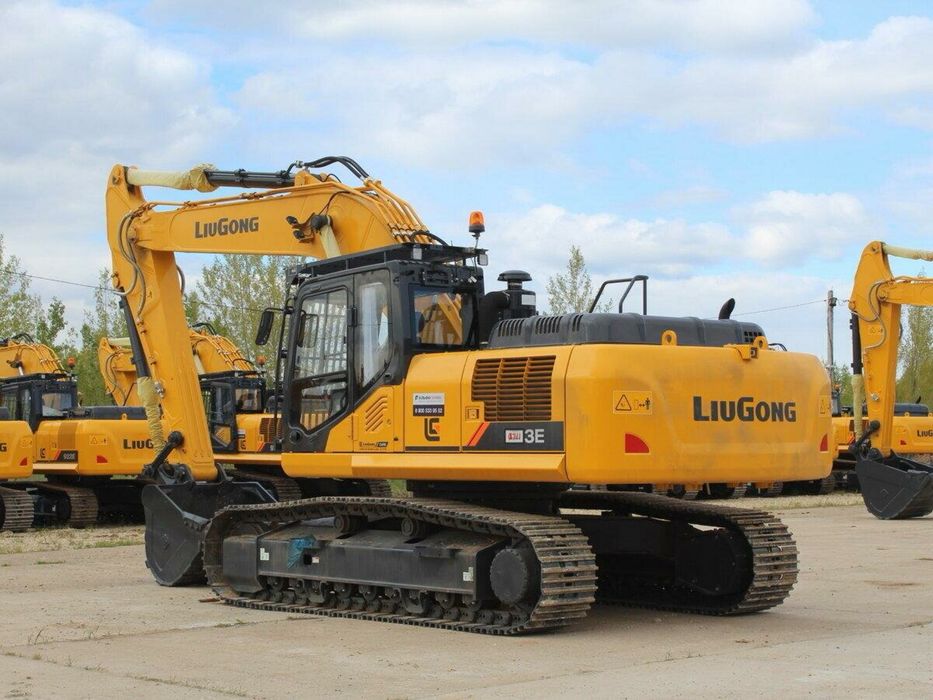 Рассрочка 0%. Предоплата 30%. Экскаватор Liugong 933E