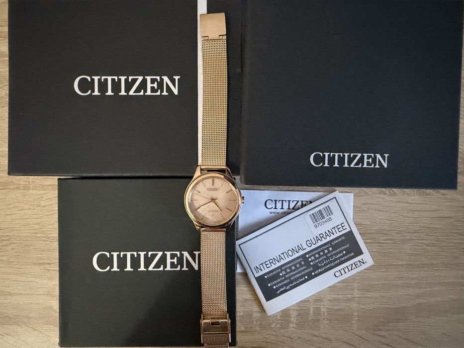 Дамски часовник Citizen EM0503-83X