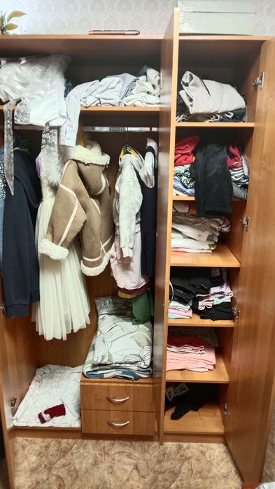 Срочно Продам шифонер за 15000