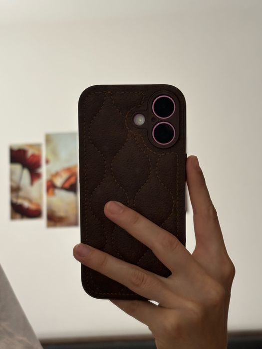 Кейсове за iPhone 16