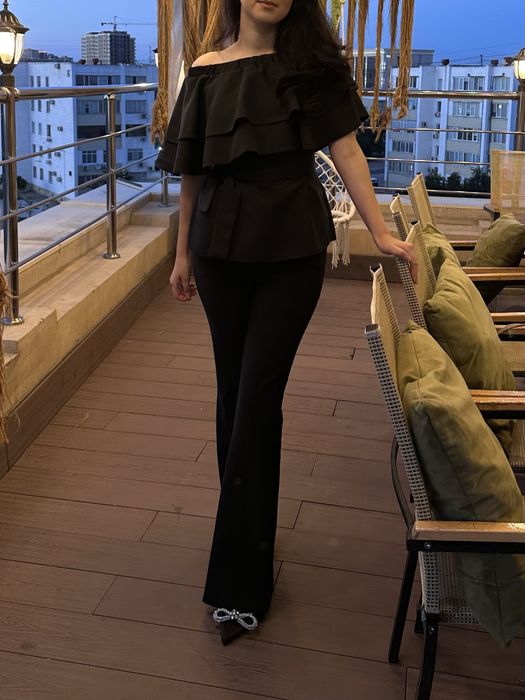 Комтюм женский черный