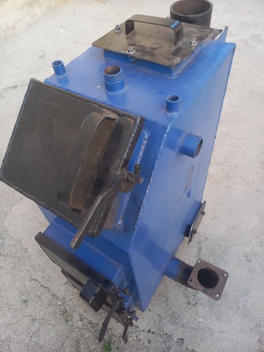 Катёл 15 кловатли сотилади