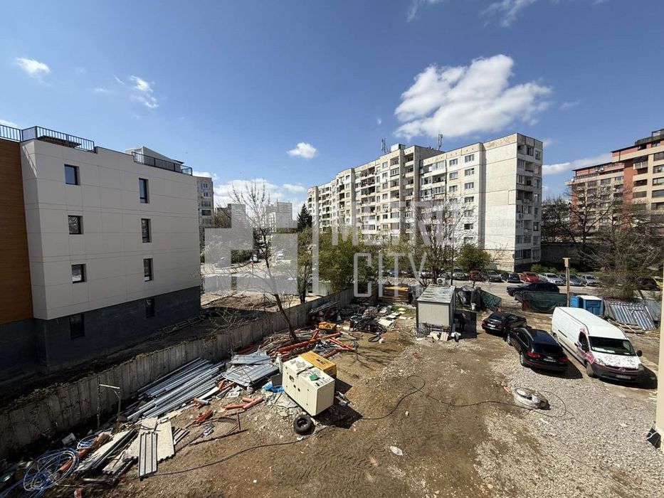 Продава се Двустаен апартамент в София, Младост 3 - 66 кв.м за 2334 €/кв.м - Снимка #4