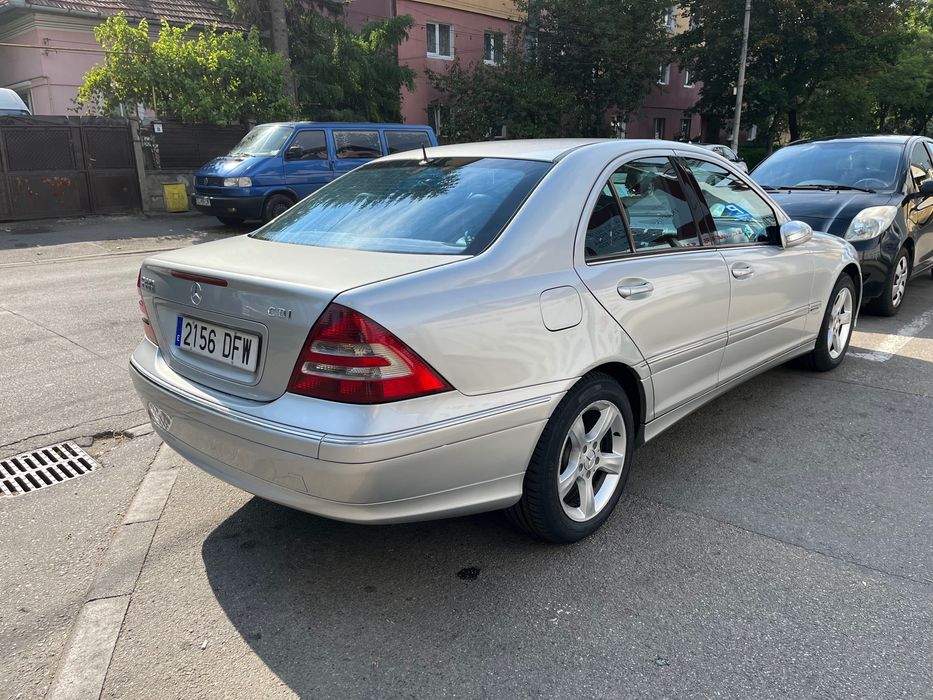 MERCEDES-BENZ C-Class 2005 — imagine 3