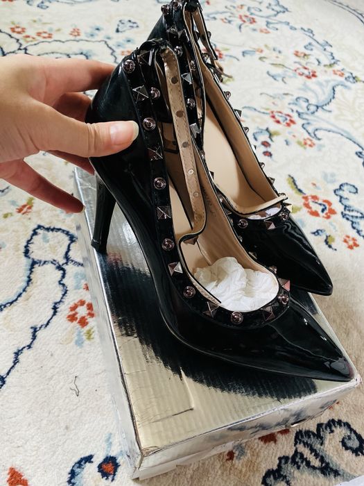 Туфли каблуки не дорого.