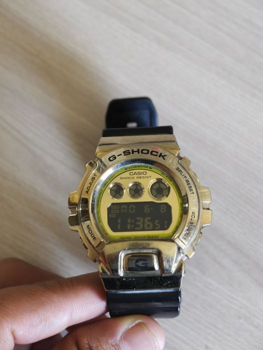 Часы Casio G-Shock GM-6900G-9