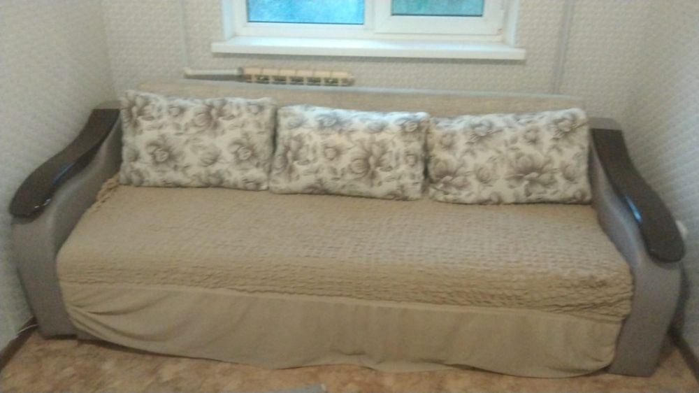 Продам хороший диван
