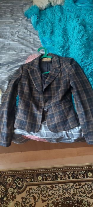 Продам пиджак стал мал размером