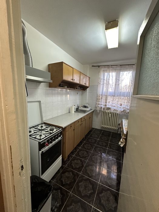 Inchiriez apartament 2 camere Calea Bucuresti