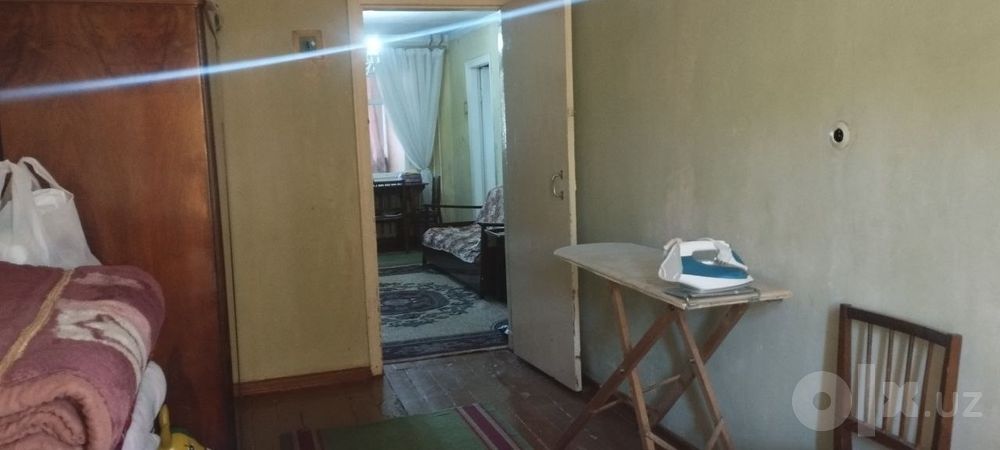 Квартира сотилади 2/4/5. 52 кв.м. ремонтсиз.