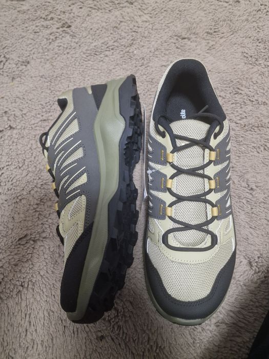 Salomon
Storen
Incaltaminte pentru barbati