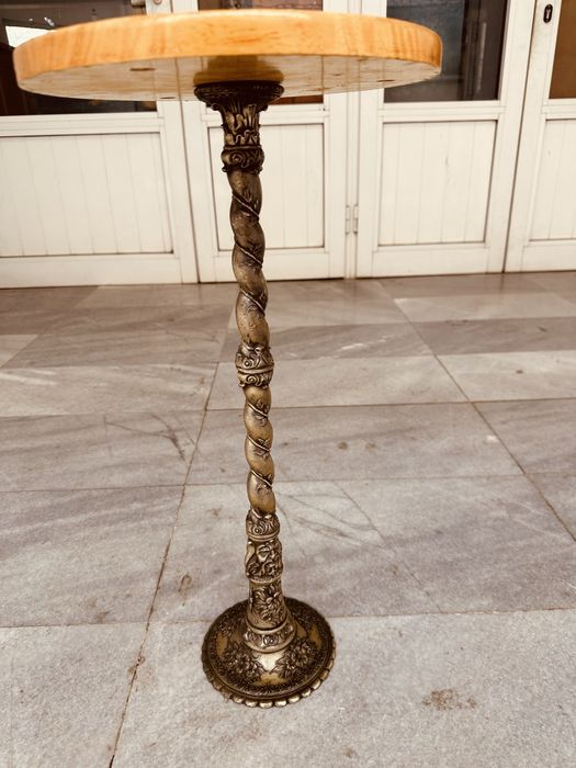 Италиански бронзови помощни масички / педестали – масивно дърво (чифт)