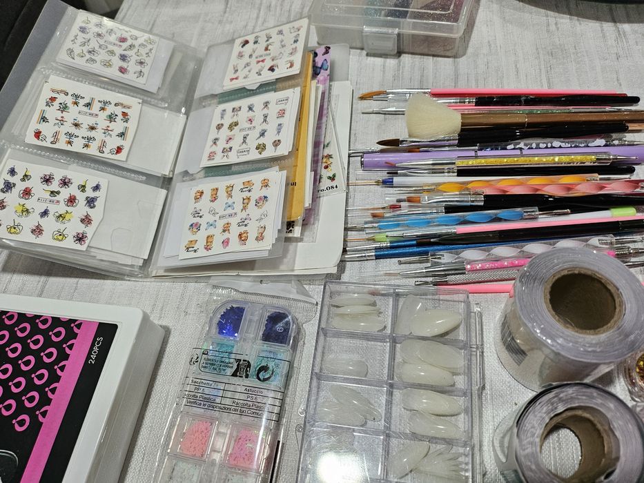 Сет за маникюр 100ч