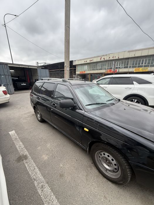 Lada Priora универсал 2013 года