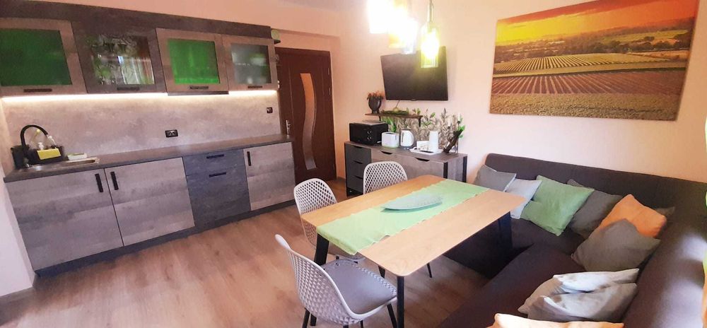 Двустаен нов, напълно обзаведен в центъра на Хисаря