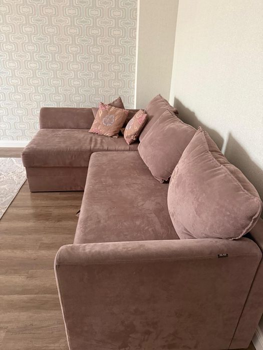 Продам диван в отличном состояние