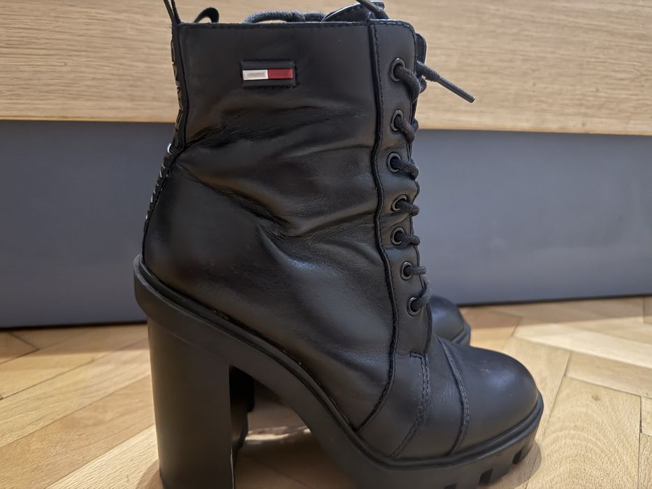Боти tommy hilfinger