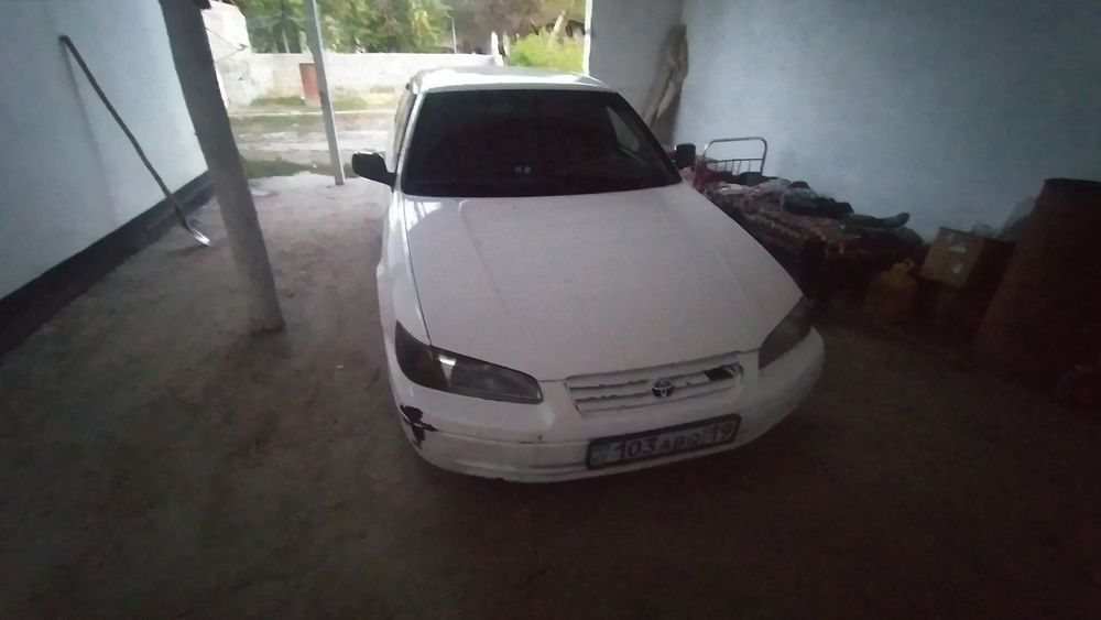 машина двасатка тойота