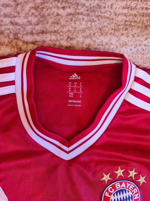 Tricou cu pantaloni scurt Bayern Munchen marimea M Adidas