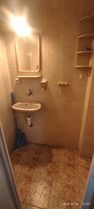 Дава се под наем Офис в Варна, Колхозен пазар - 43 кв.м за 255 € - Снимка #10