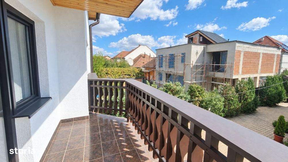 Casa cu 5 camere de inchiriat -  locuire sau birouri, Sibiu