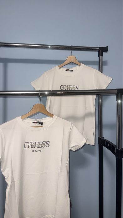 Guess дамси тениски- S/M