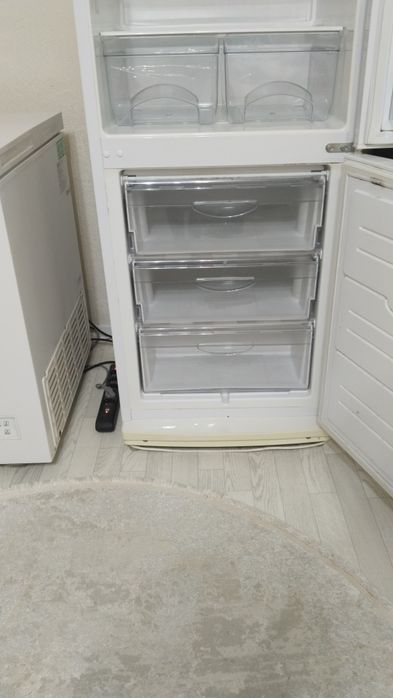 Срочно продам холодильник