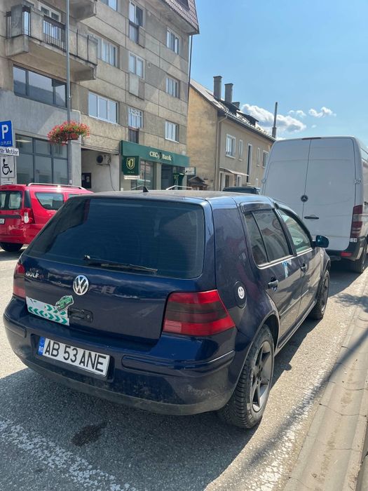 Vand golf 4 1.4 benzina
