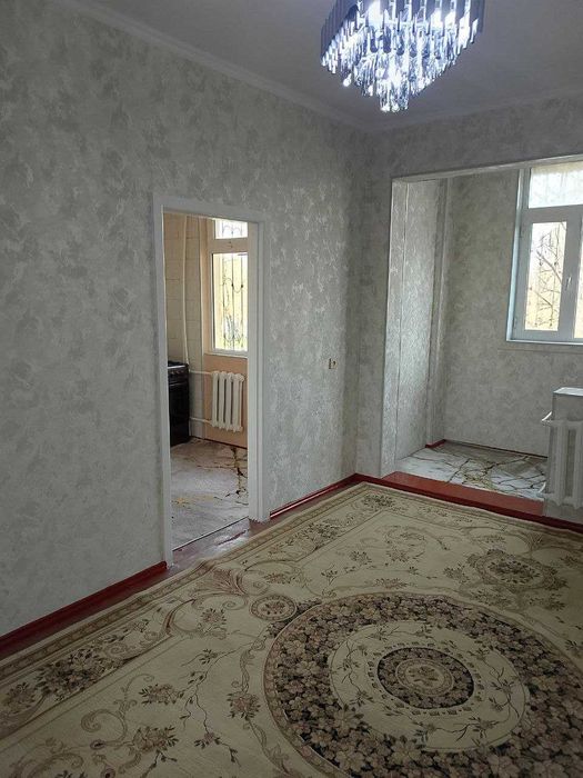 Продается квартира в Яшнабадском районе Авиасозлар 2-х ком 3-этаже