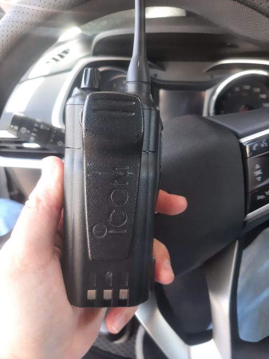 Рация icom. В хорошем состоянии