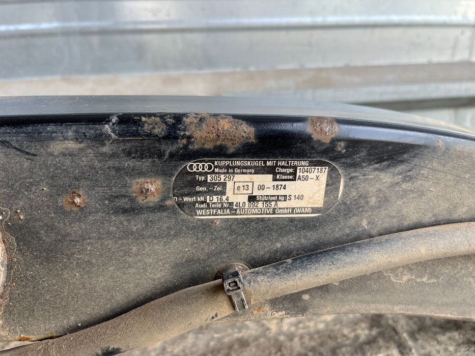 Теглич Багажник Кука за ремарке  Ауди AUDI Q7 4L 4L0092155A