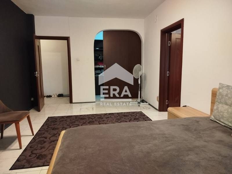 ЕКСКЛУЗИВНО! ЕРА ОСЪМ Ловеч предлага за продажба апартамент в идеален