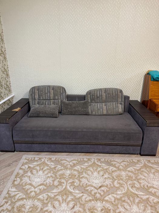 Мягкая мебель диван плюс два кресла