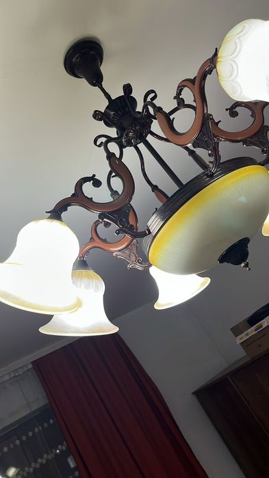 Продам люстру!!!