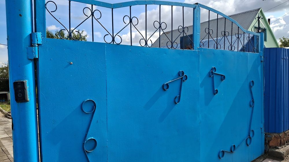 Ворота с коллиткой . Қақпа