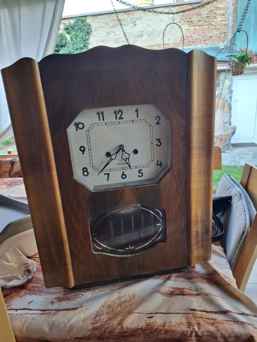 Часовник,,Янтарь-Jantar" сделано в СССР, made in USSR. МЕХАНИЧЕН
