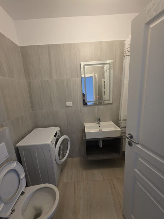 Apartament de închiriat