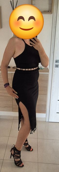 Rochie fusta maieu cu ciucurei