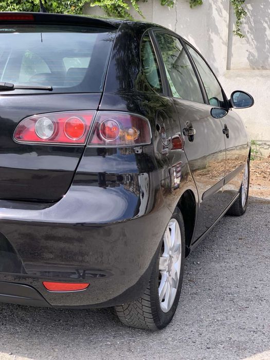 Seat ibiza 1.4 с пълна сервизна история