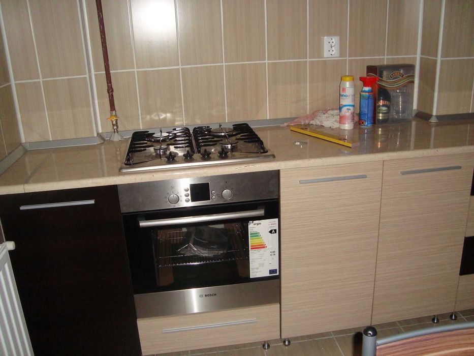 Inchiriez apartament confort I zona Mall Targu Jiu