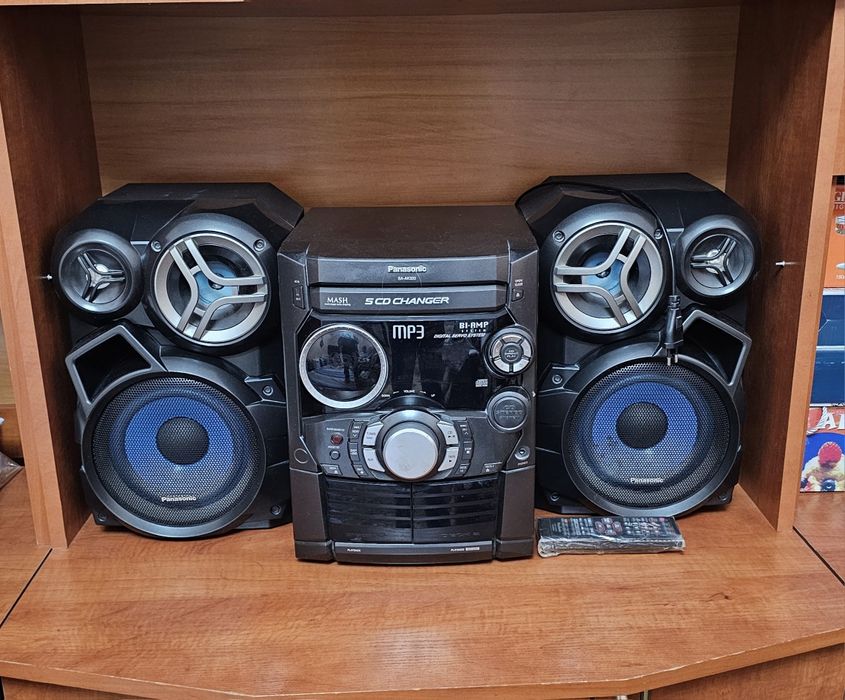 Музыкальный центр