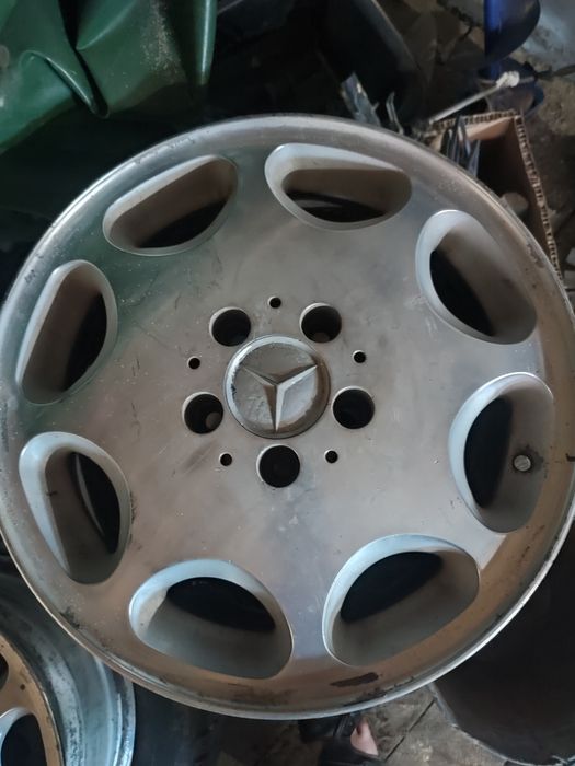 Продам диски на Мерседес