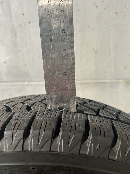 Зимни гуми 215/75/16С