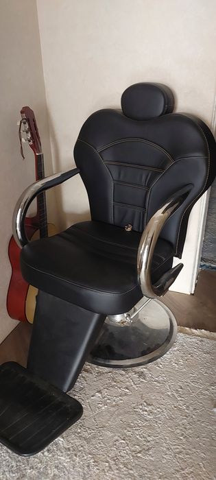Кресло парикмахерское